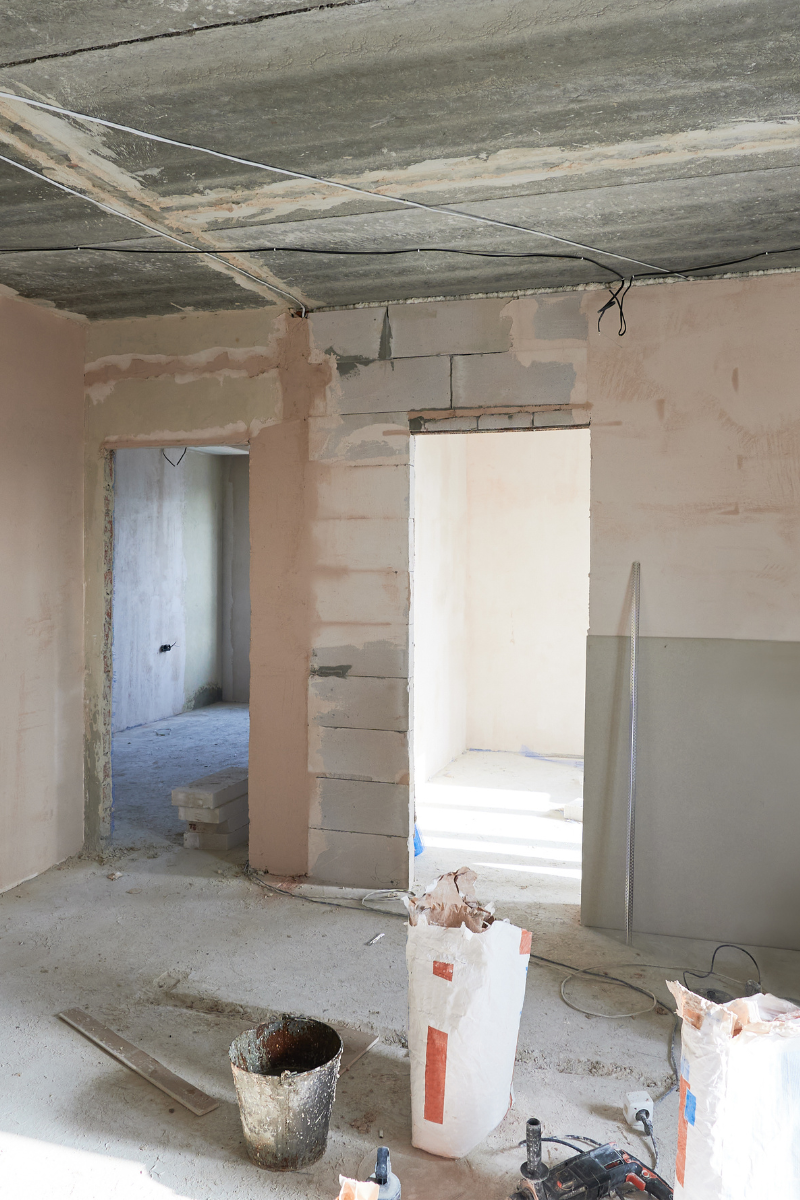 Pre renoviranja — poslovni prostor